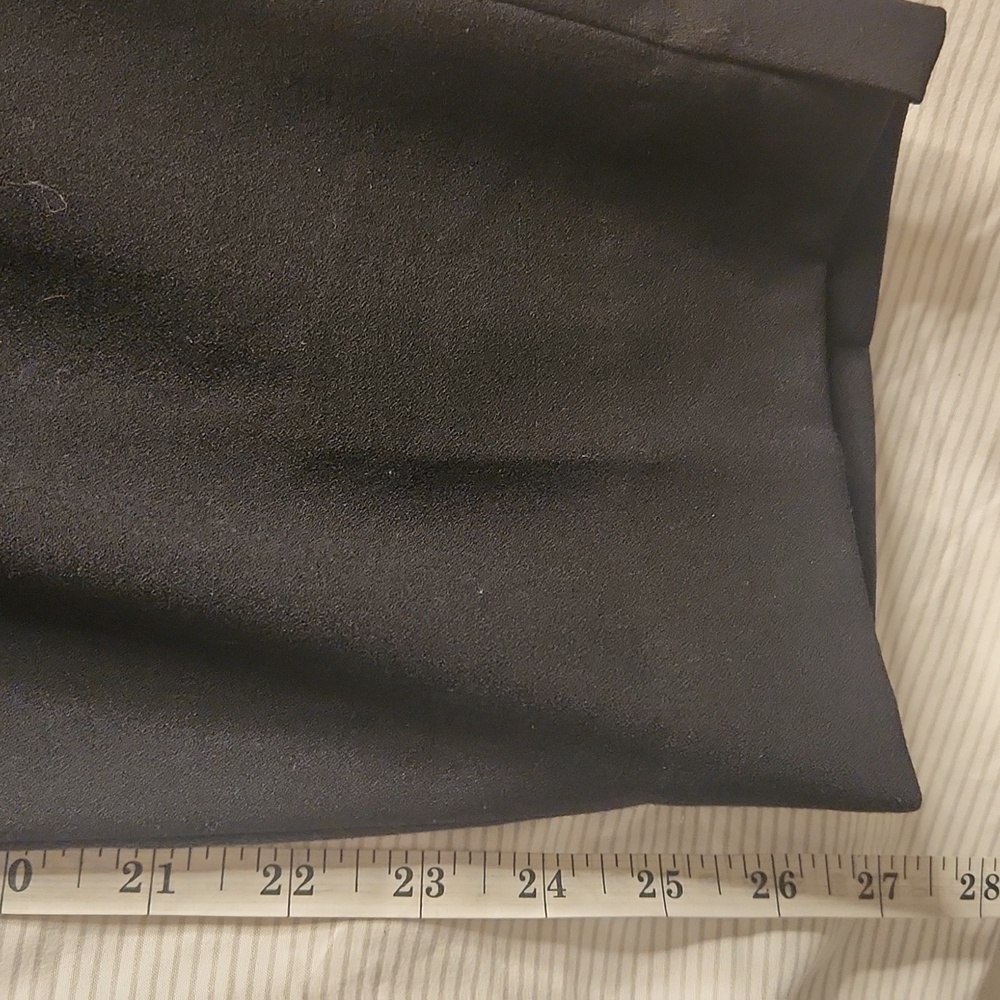 Banana Republic Timeless Staple black pull on flat front trouser pants.size 12 - Picture 11 of 11